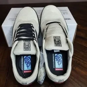 Vans Ave Nubuck Timber Wolf Men Size 7.5, Equivalent to Women Size 9 Ave (Nubuck) – Premier main image 4